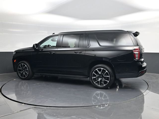 Used 2024 Chevrolet Suburban RST image 5