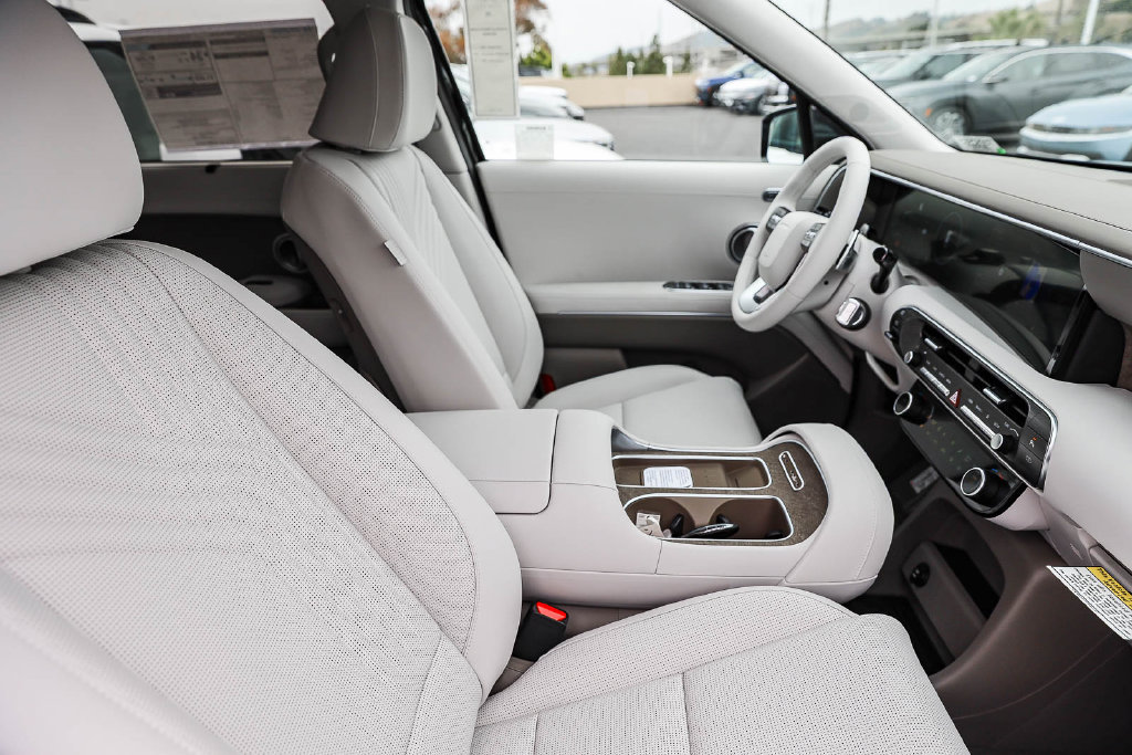 New 2026 Hyundai Palisade SEL Premium FWD image 17