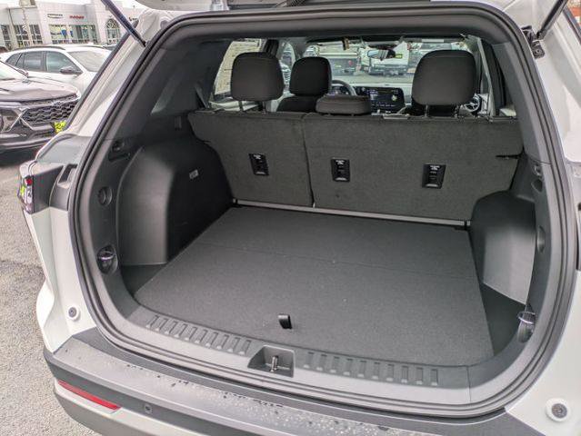 New 2026 Chevrolet Equinox LT FWD image 28