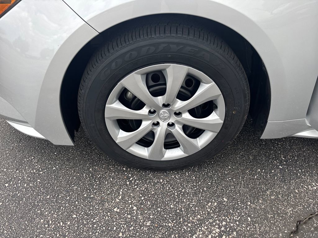Certified 2023 Toyota Corolla LE FWD image 26