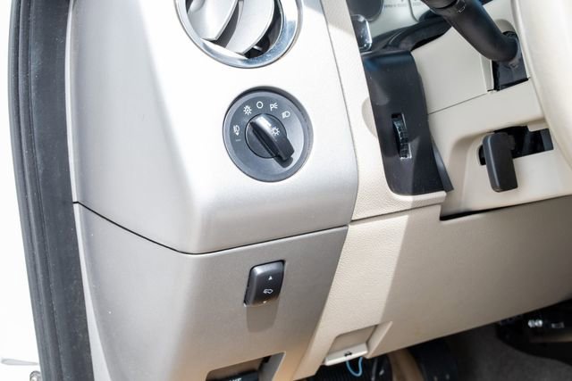 Used 2011 Ford Expedition EL Limited image 16