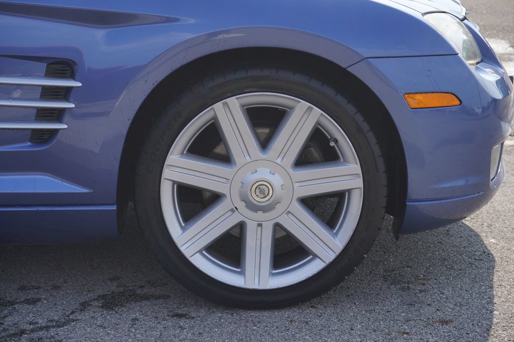 Used 2005 Chrysler Crossfire Limited RWD image 22