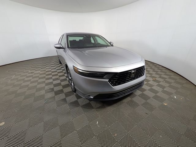 Used 2023 Honda Accord EX image 27