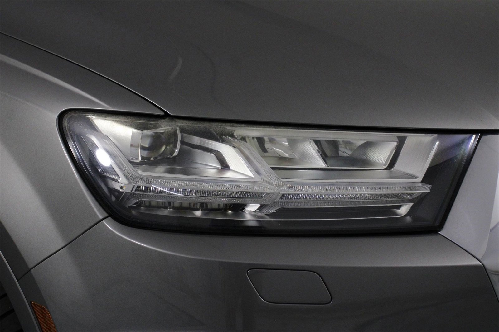 Used 2017 Audi Q7 3.0T Premium Plus image 29