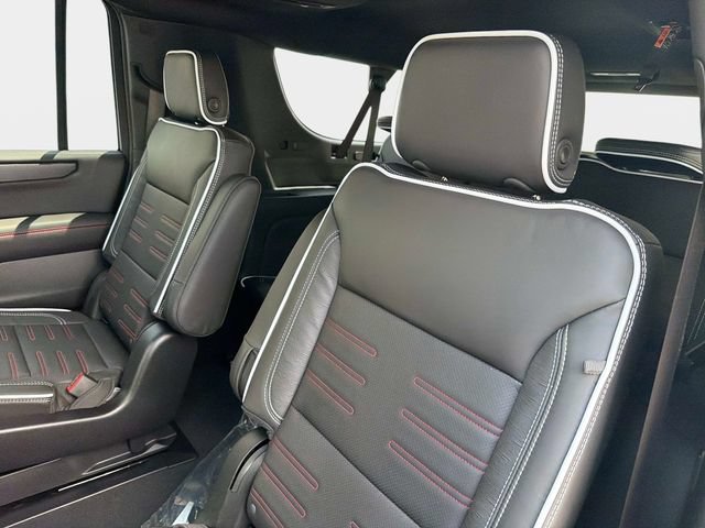 New 2026 GMC Yukon XL AT4 Ultimate AWD/4WD image 12
