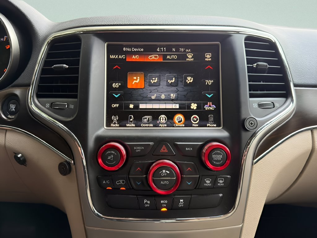 Used 2015 Jeep Grand Cherokee Limited w/ Luxury Group II RWD image 18
