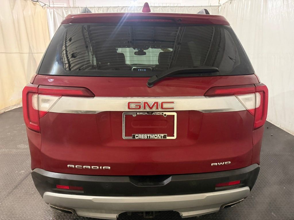 Used 2023 GMC Acadia SLT w/ Technology Package image 12