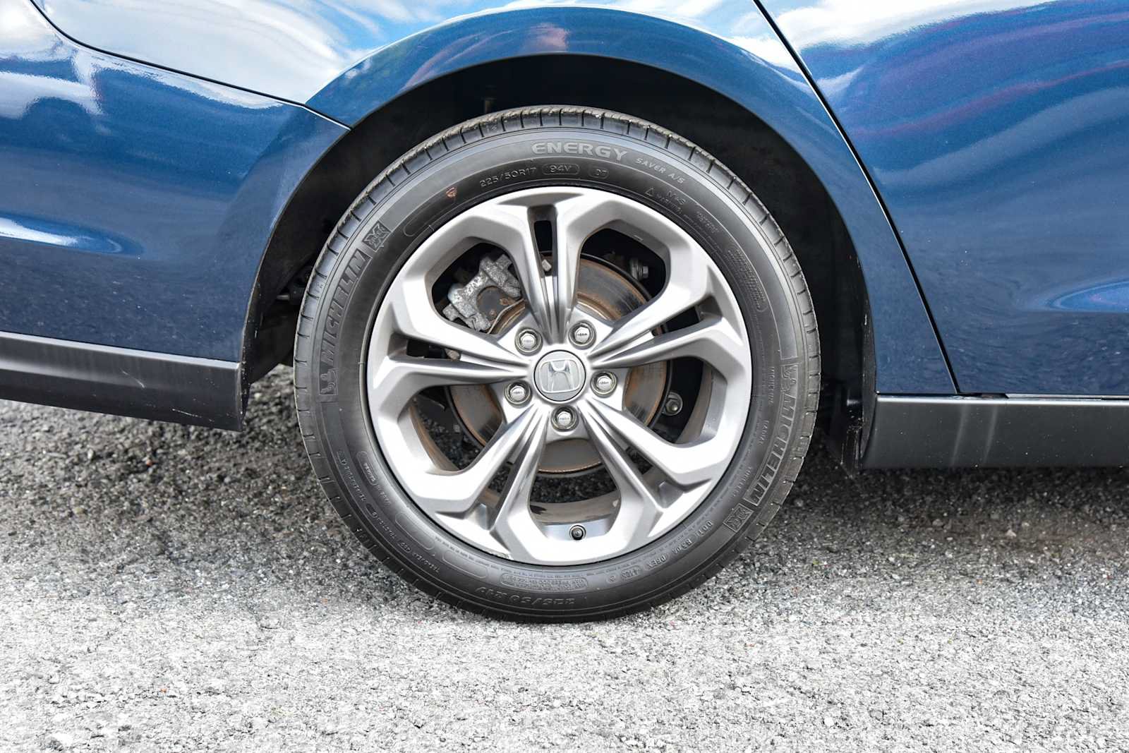 Used 2024 Honda Accord EX image 12