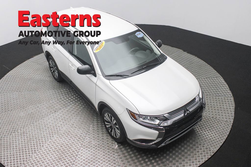 Used 2020 Mitsubishi Outlander ES image 3