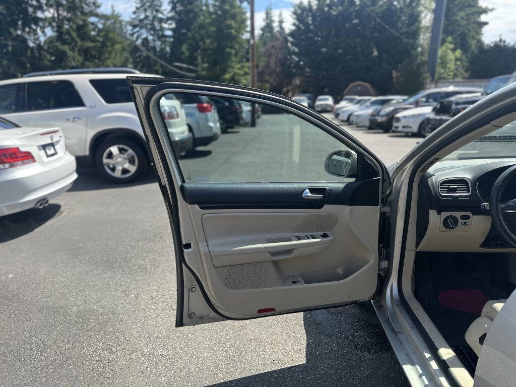 Used 2012 Volkswagen Jetta TDI image 26