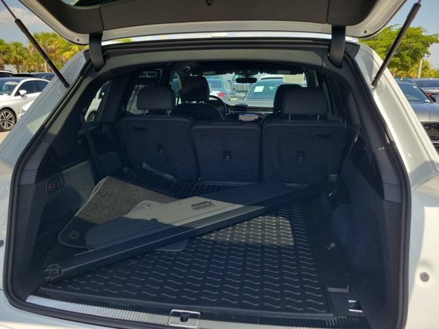 Certified 2023 Audi Q7 3.0T Premium Plus AWD/4WD image 8