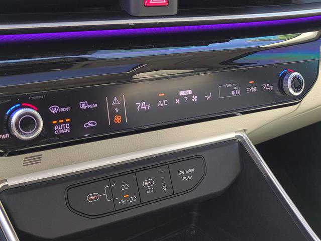 Used 2025 Kia Carnival SX Prestige image 38