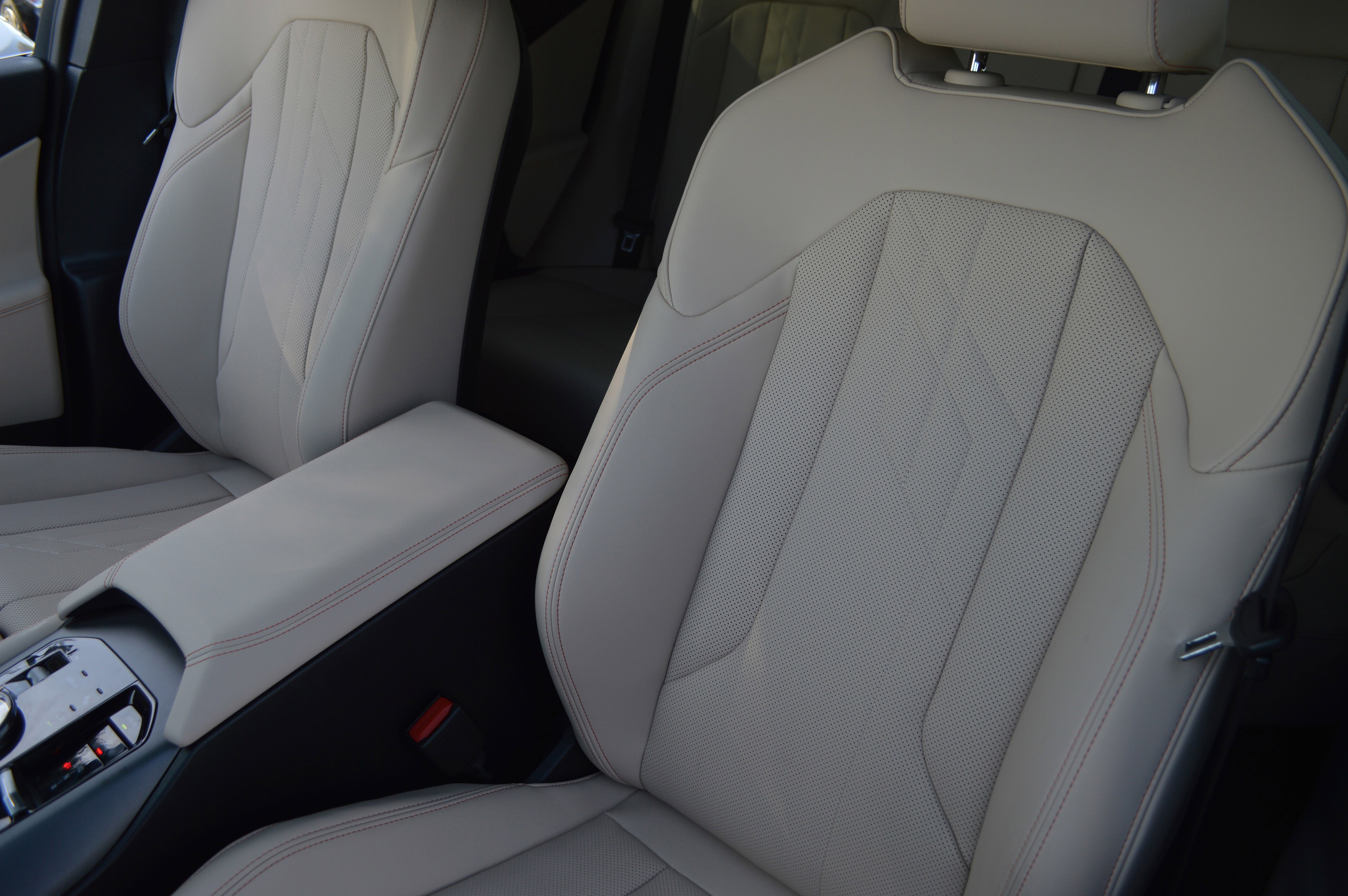 Used 2026 BMW X3 xDrive30 w/ Premium Package image 27