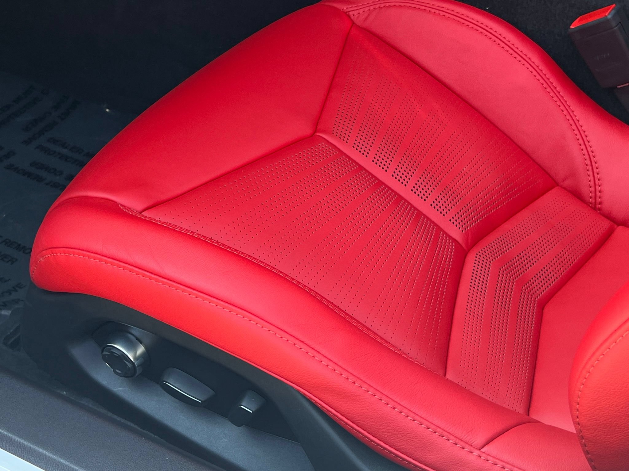 Used 2025 Chevrolet Corvette Z06 w/ Stealth Interior Trim Package RWD image 33