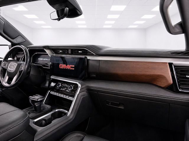 Used 2023 GMC Sierra 1500 Denali w/ Denali Reserve Package AWD/4WD image 22