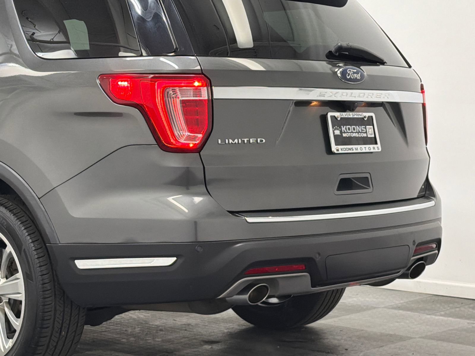 Used 2019 Ford Explorer Limited w/ Class III Trailer Tow Package FWD image 7