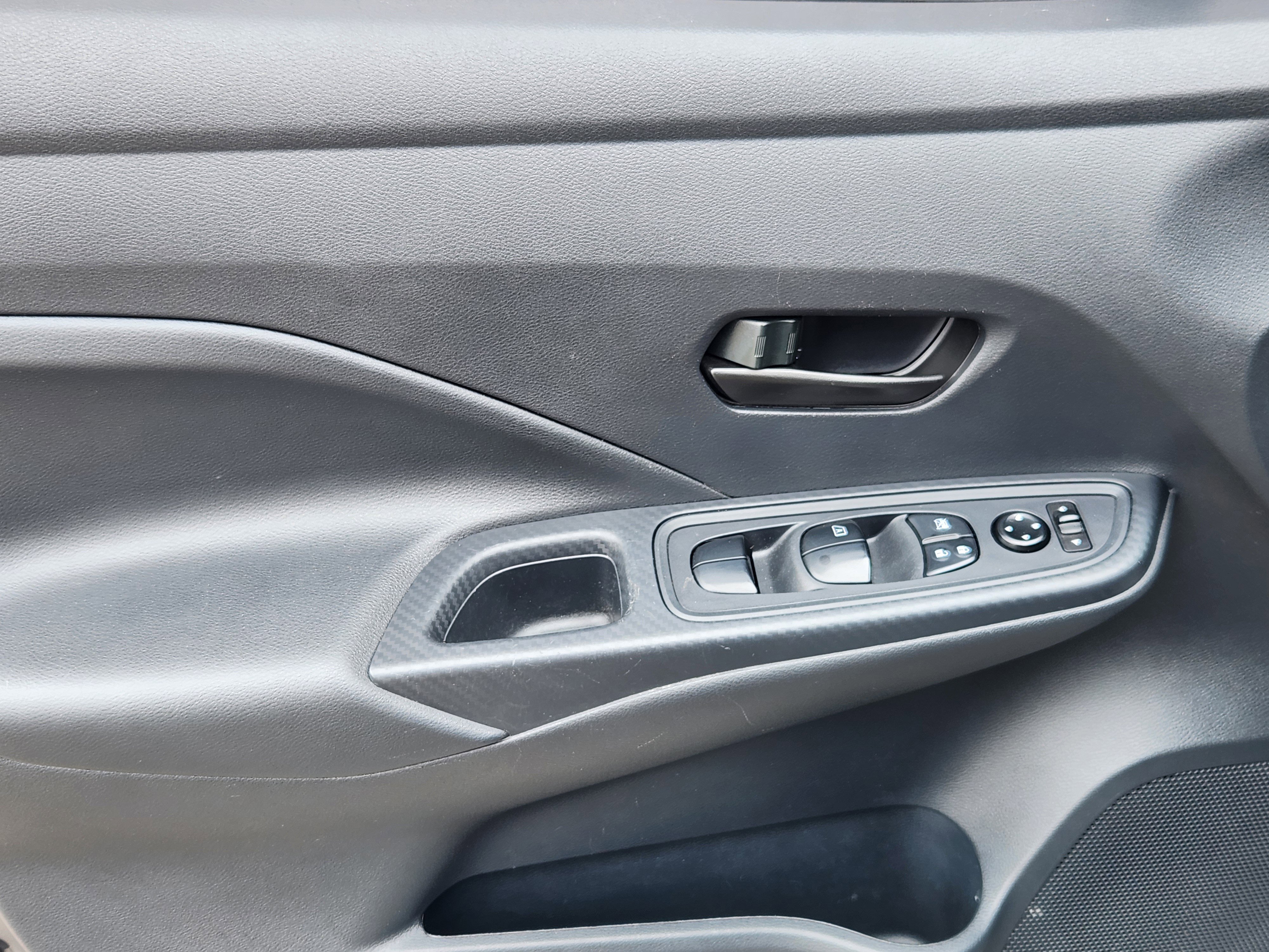 Used 2024 Nissan Versa S w/ S Plus Package image 7