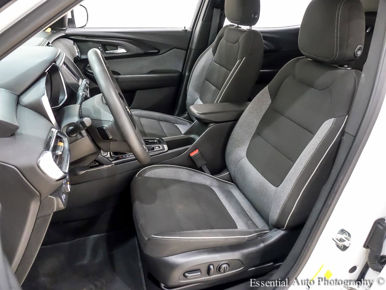 Used 2022 Chevrolet TrailBlazer LT image 13