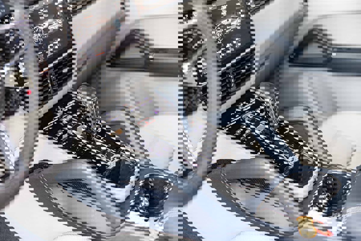 Used 2021 Porsche Cayenne E-Hybrid image 23