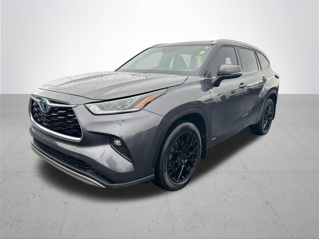 Used 2022 Toyota Highlander Platinum image 2