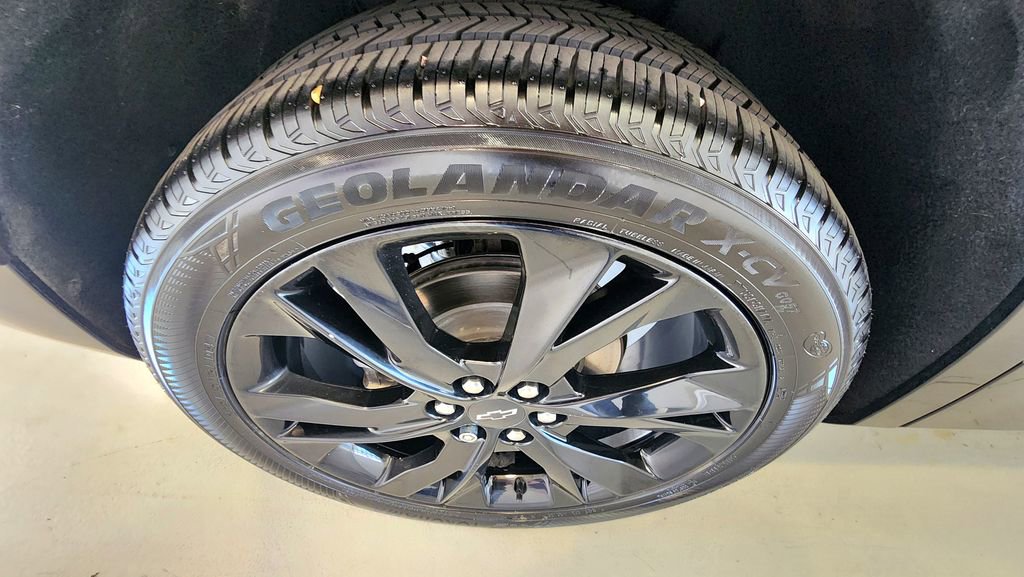 Used 2019 Chevrolet Blazer RS w/ Sun and Wheels Package AWD/4WD image 14