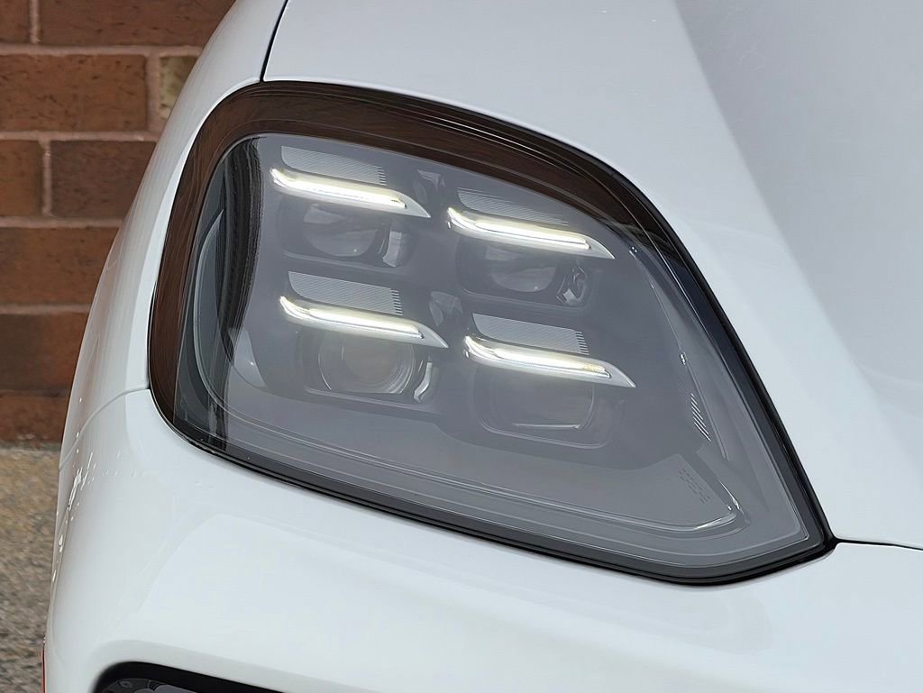 New 2026 Porsche Cayenne S image 12