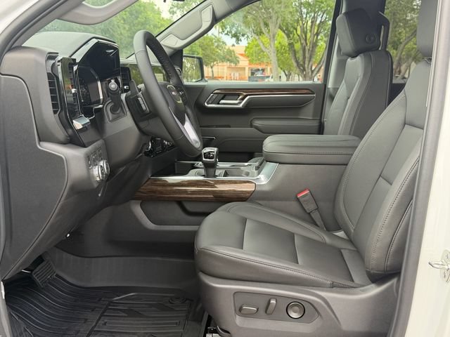 New 2026 GMC Sierra 1500 Elevation w/ Elevation Premium Package AWD/4WD image 12