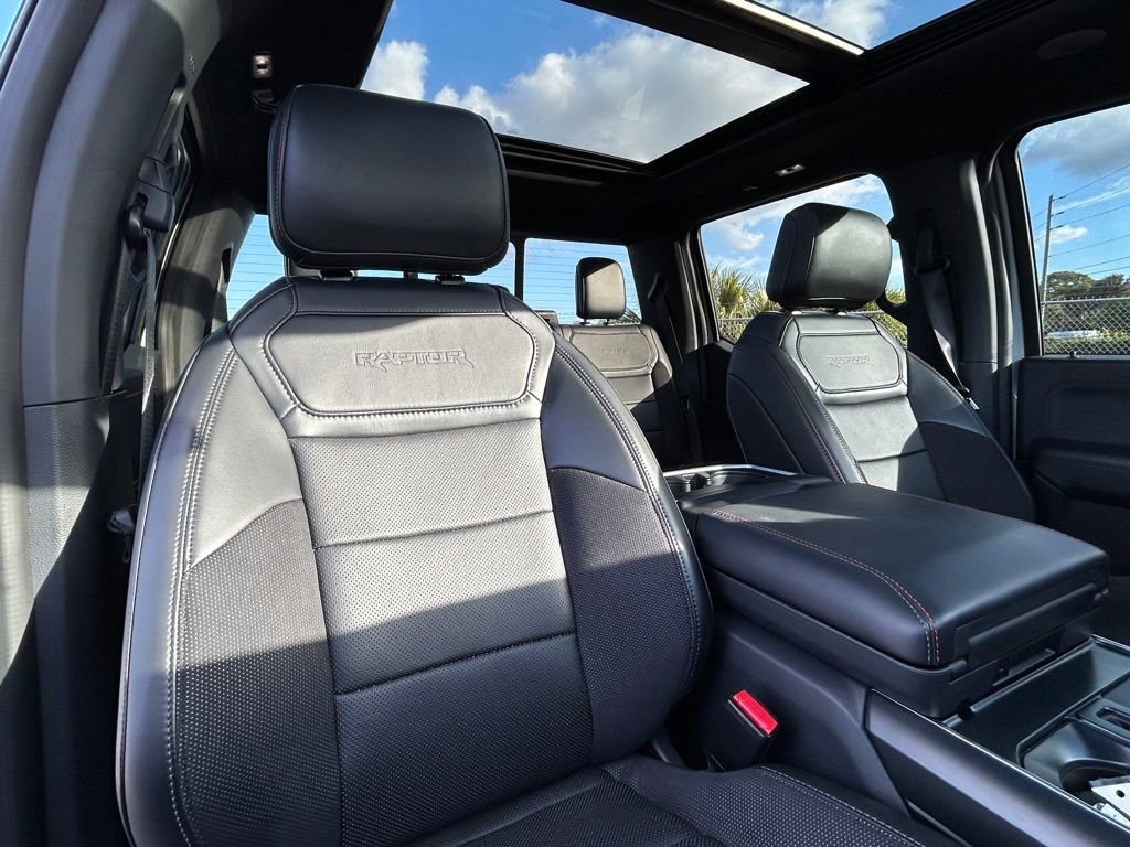 Used 2024 Ford F150 Raptor AWD/4WD image 32
