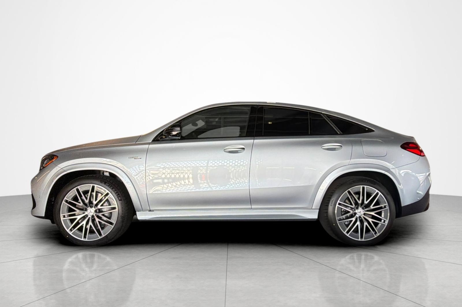 New 2027 Mercedes-Benz GLE 53e AMG 4MATIC Coupe image 2