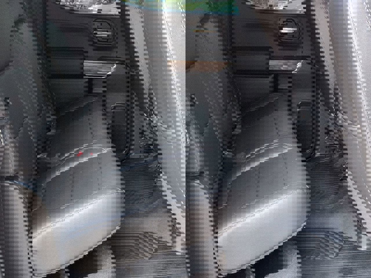 Used 2020 Chevrolet Silverado 1500 LT Trail Boss image 24