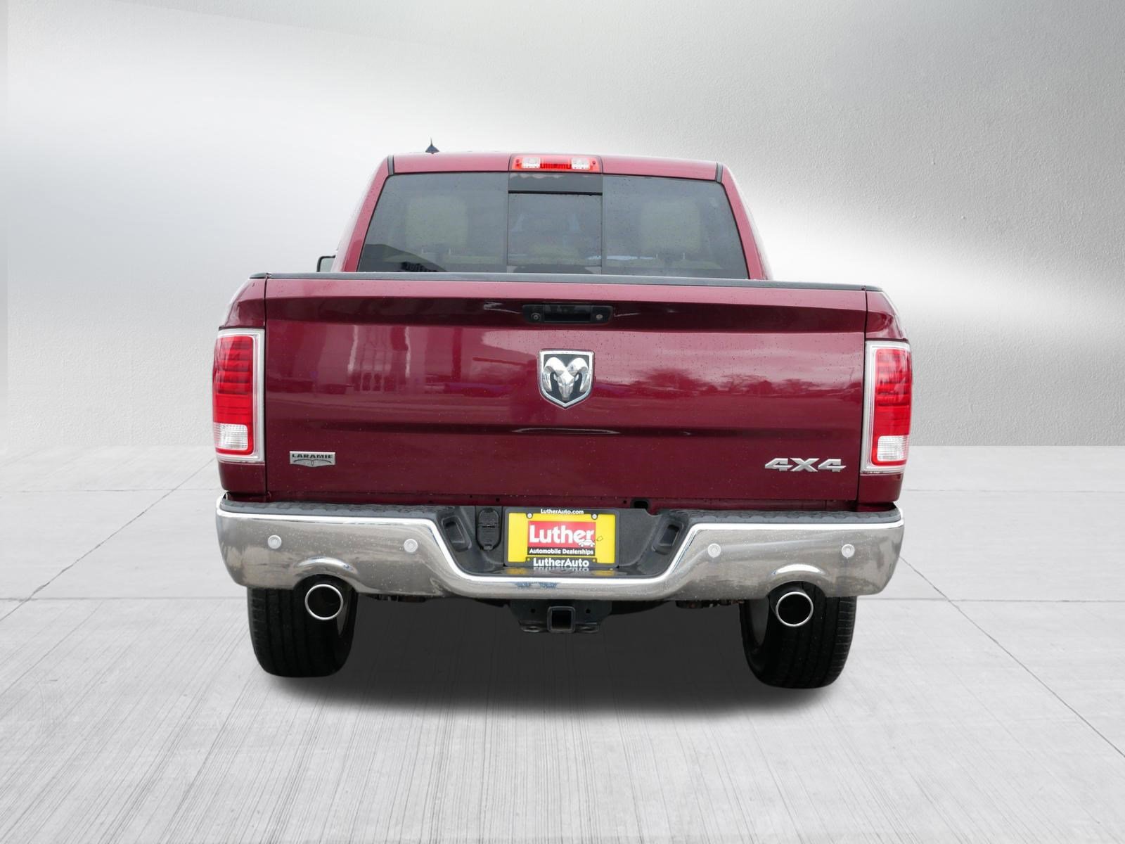 Used 2017 RAM 1500 Laramie w/ Convenience Group image 6