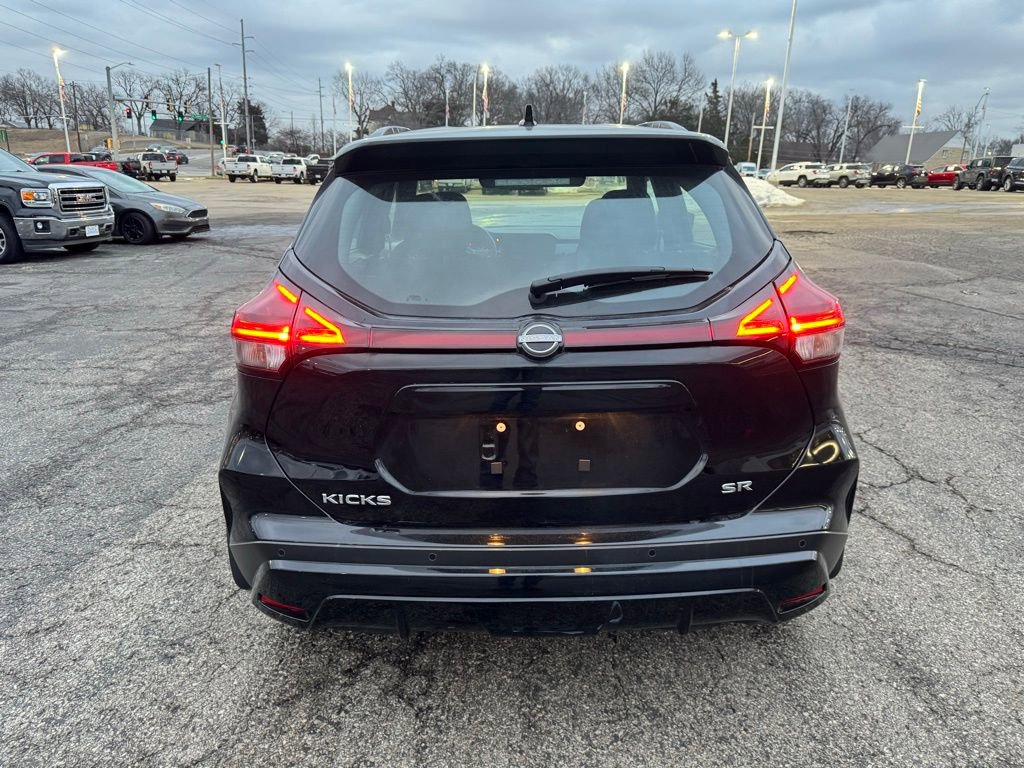 Used 2024 Nissan Kicks SR image 6