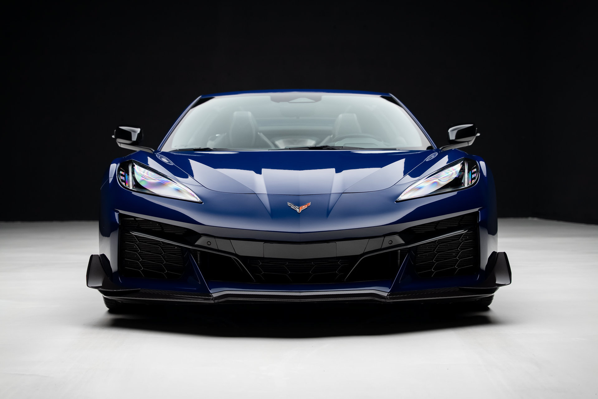 Used 2025 Chevrolet Corvette Z06 w/ Stealth Interior Trim Package RWD image 10