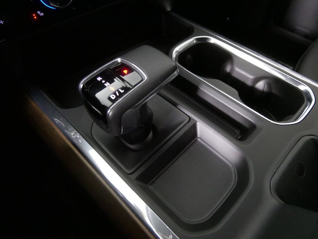 Used 2023 Chevrolet Silverado 1500 High Country w/ Technology Package image 26