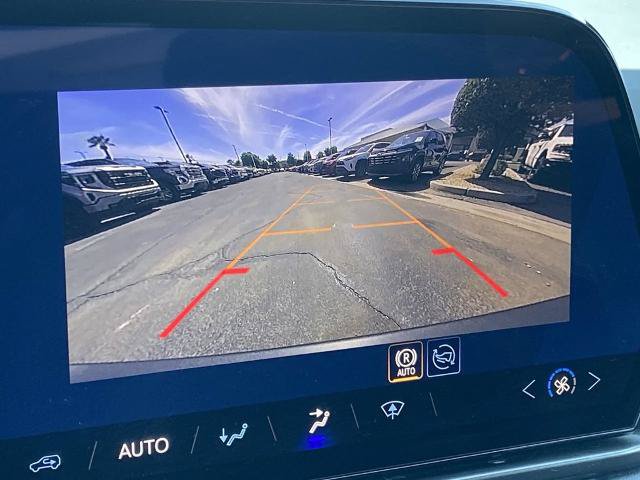 Used 2026 Chevrolet Equinox EV LT FWD image 11