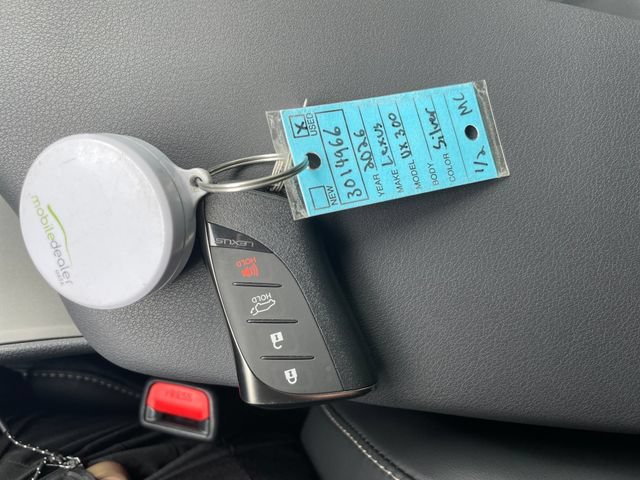 Used 2026 Lexus UX 300h AWD w/ Accessory Package (2T) image 31