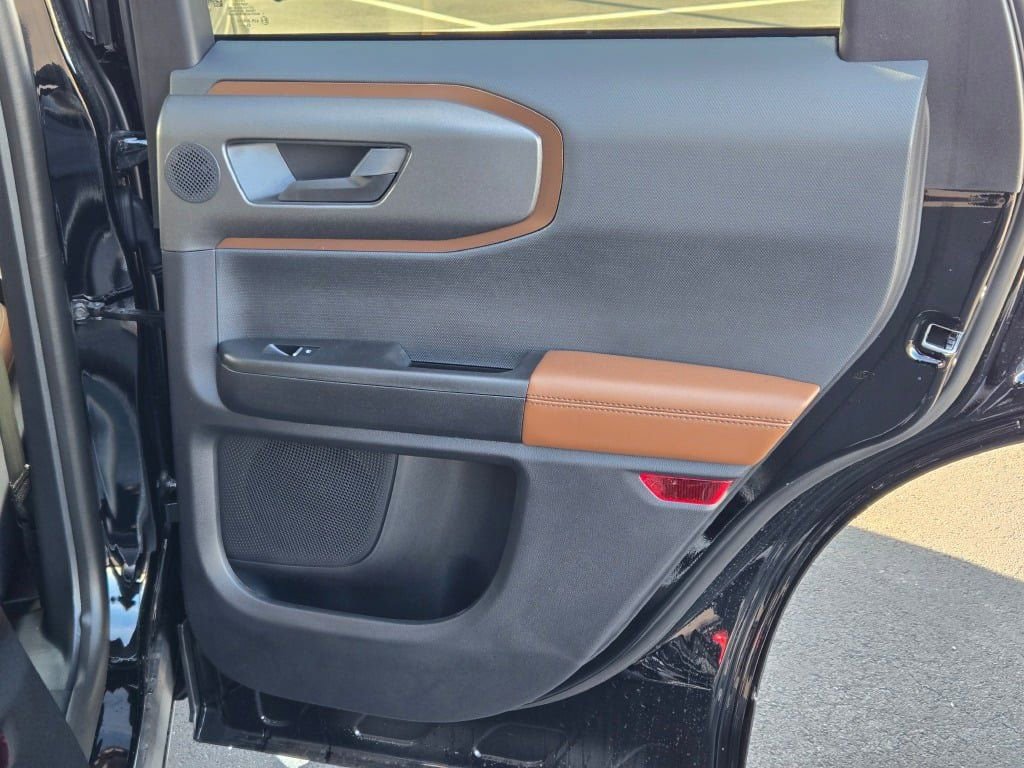 New 2025 Ford Bronco Sport Outer Banks w/ Outer Banks Tech Package+ image 9