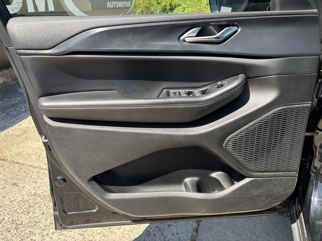 Used 2024 Jeep Grand Cherokee L Laredo image 19