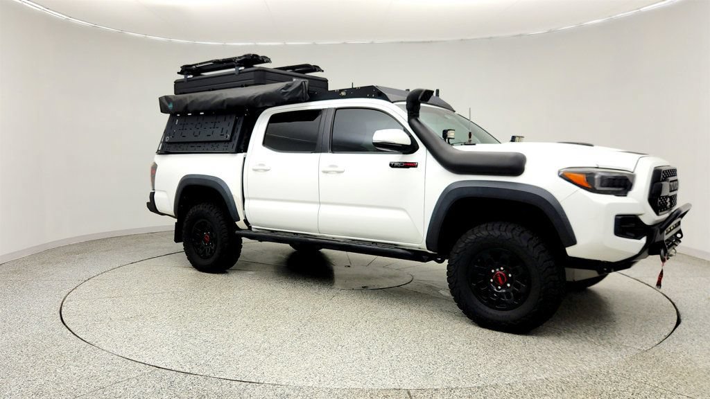 Used 2018 Toyota Tacoma TRD Pro AWD/4WD image 3