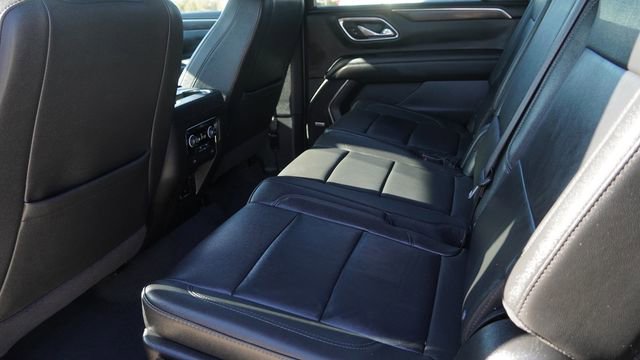 Used 2024 Chevrolet Suburban LT image 14