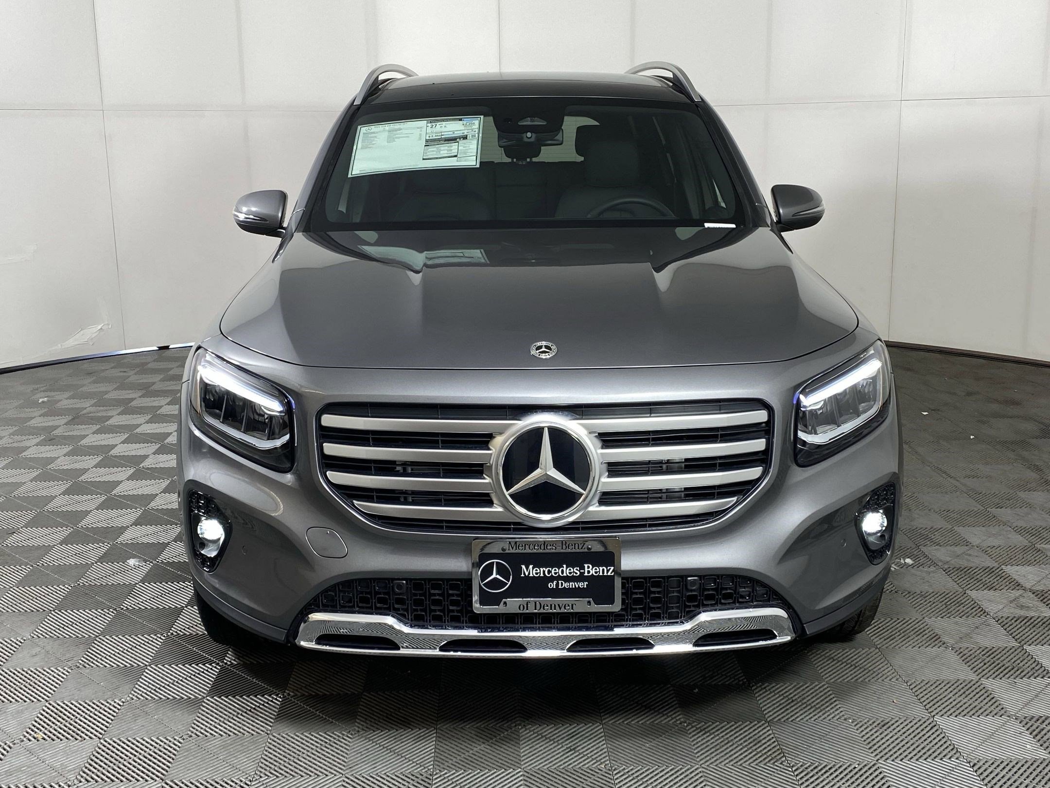 New 2025 Mercedes-Benz GLB 250 4MATIC image 5
