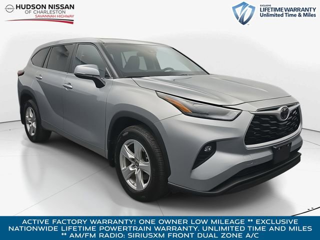 Used 2024 Toyota Highlander LE video 1