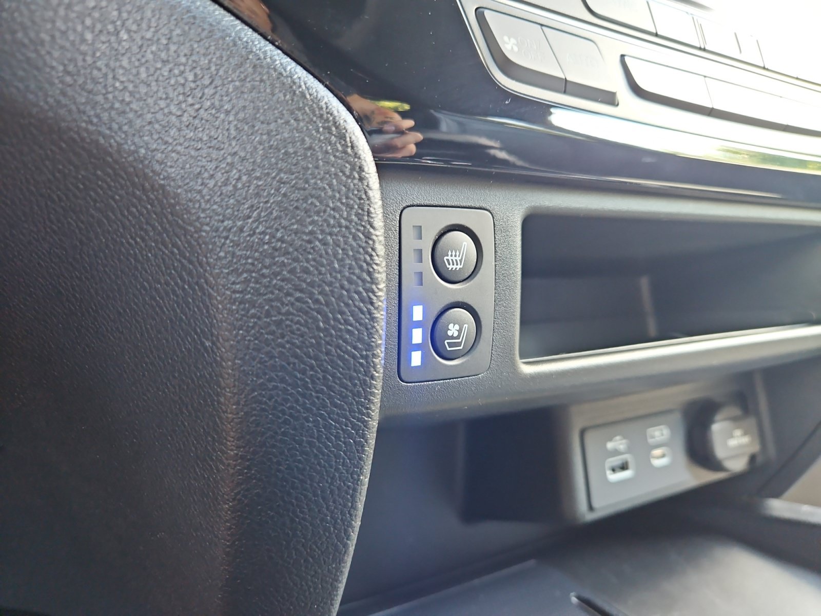 Used 2024 Honda Passport Black Edition image 24