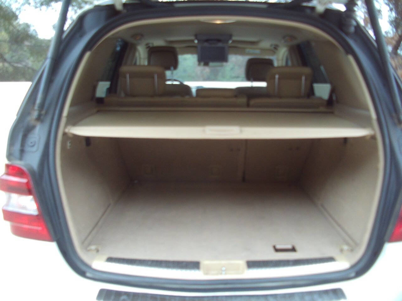 Used 2011 Mercedes-Benz ML 350 4MATIC image 21