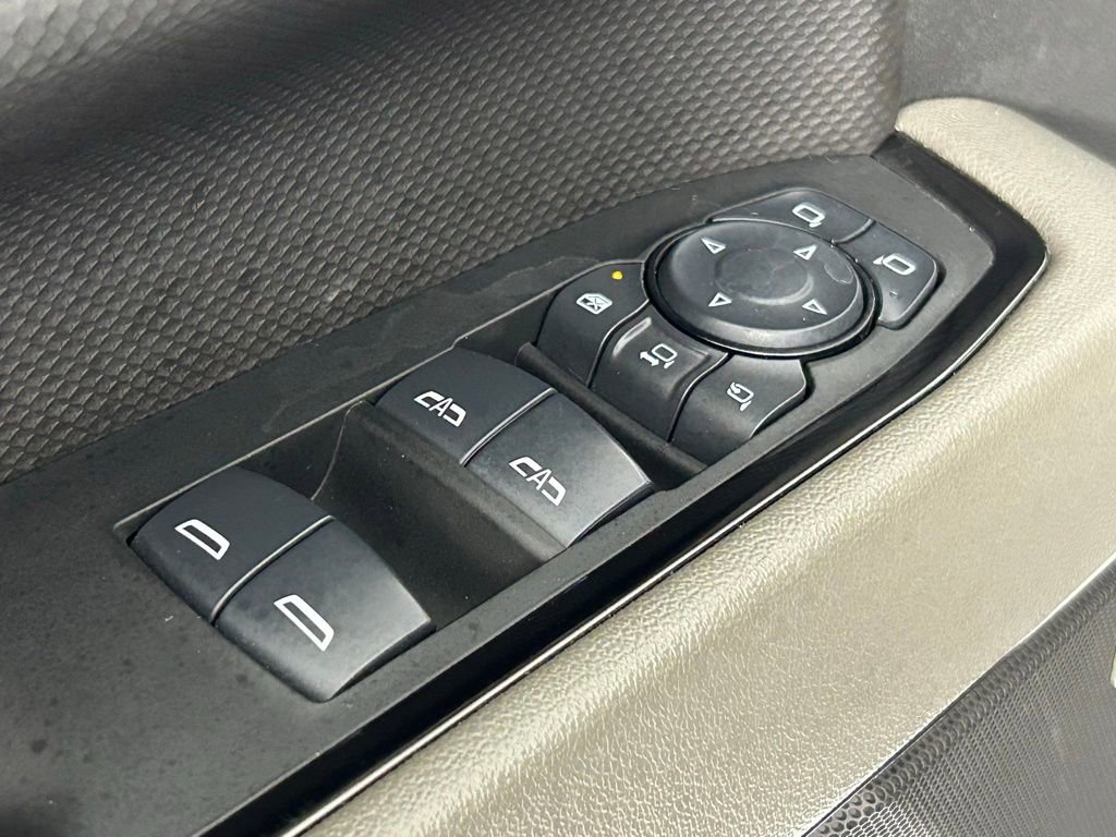 Used 2024 Chevrolet Silverado 2500 ZR2 w/ Technology Package AWD/4WD image 36