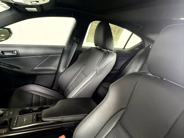 Used 2023 Lexus IS 350 F Sport w/ Navigation Package image 7