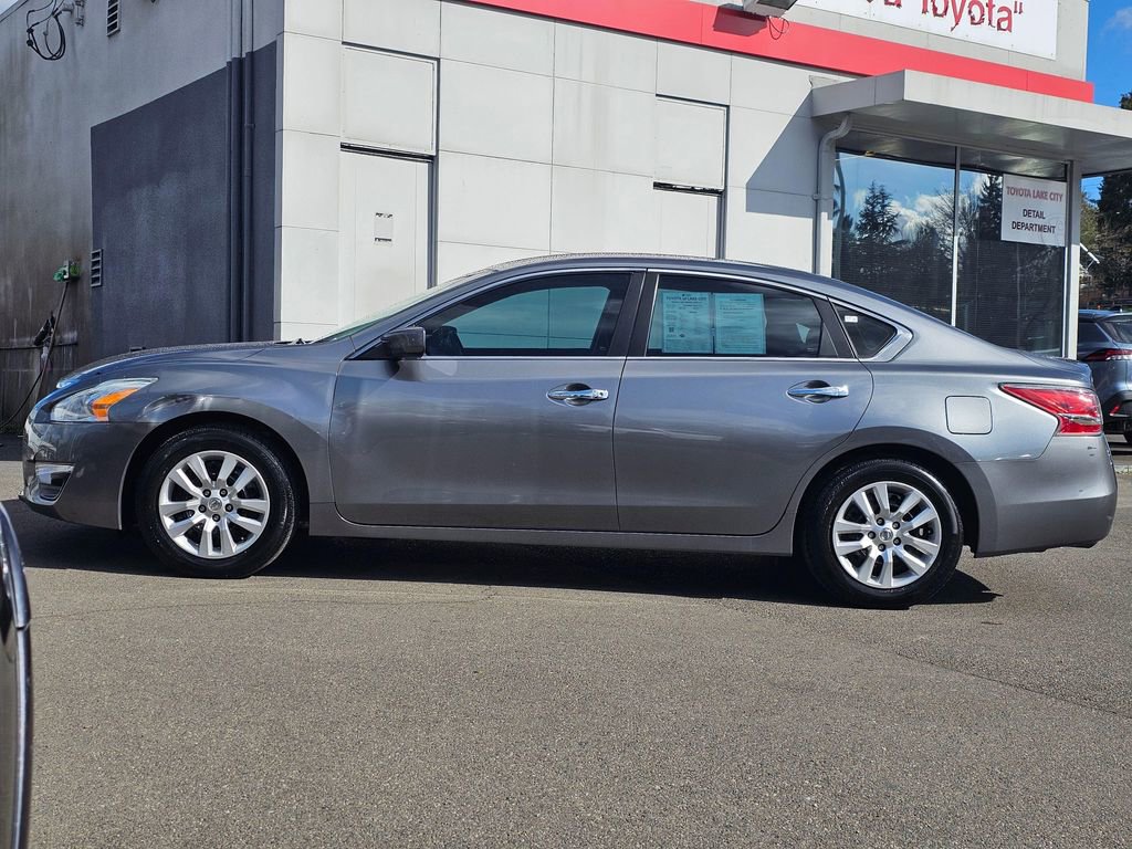 Used 2015 Nissan Altima 2.5 S w/ Power Driver Seat Package image 4