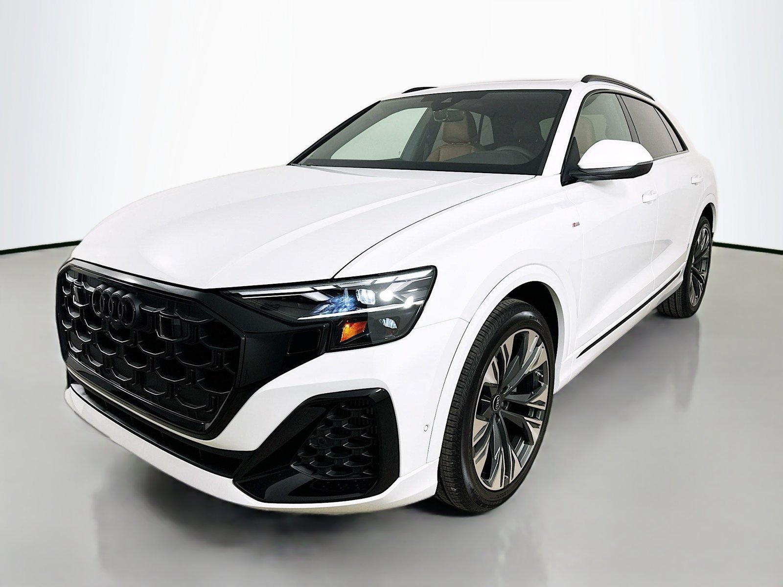 New 2026 Audi Q8 Premium Plus