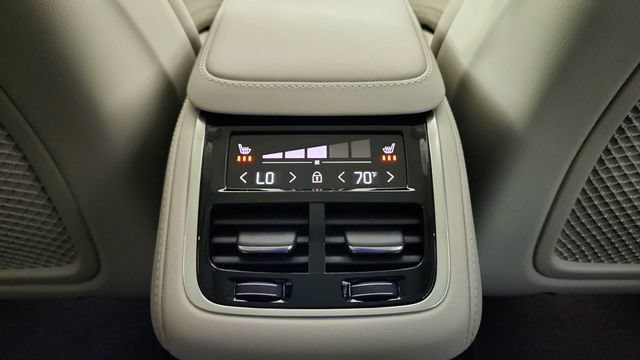 New 2026 Volvo XC90 T8 Ultra w/ Protection Package Premier AWD/4WD image 34