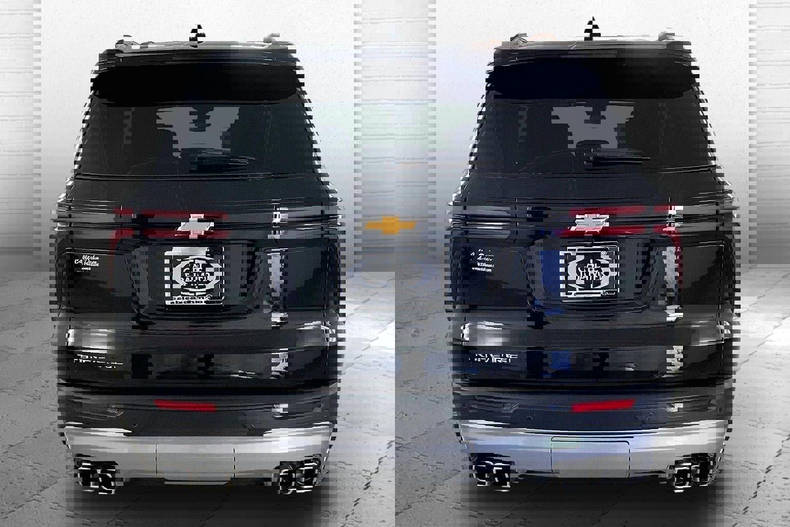 Used 2025 Chevrolet Traverse LT image 6